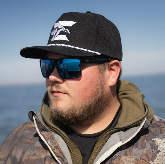 ECW 2.0 Logo Embroidered Hat (E White)