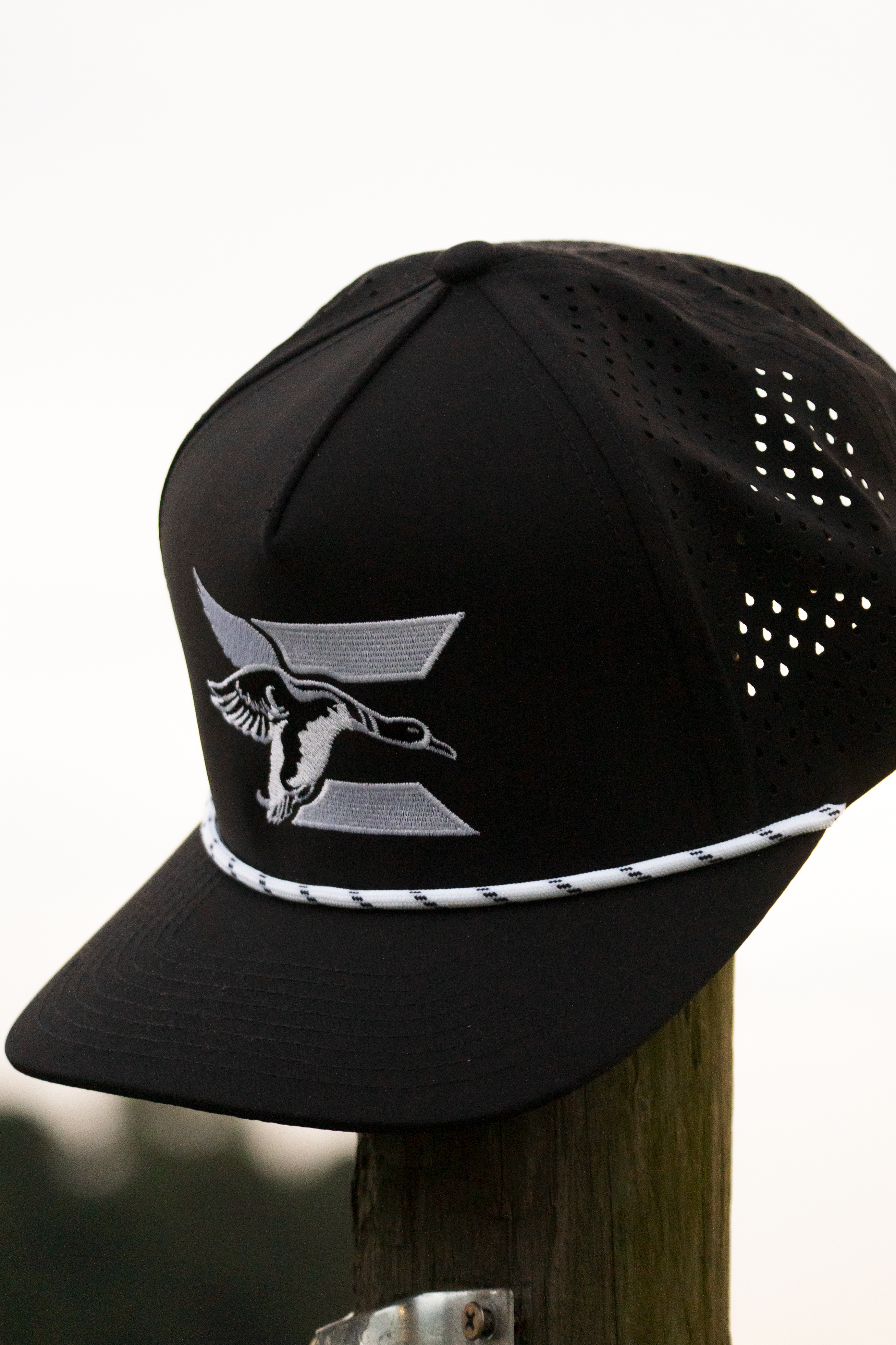 ECW 2.0 Logo Embroidered Hat (E White)